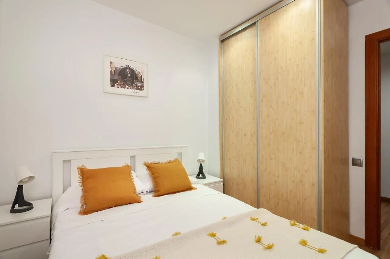 Апартаменты Flateli Paris Барселона