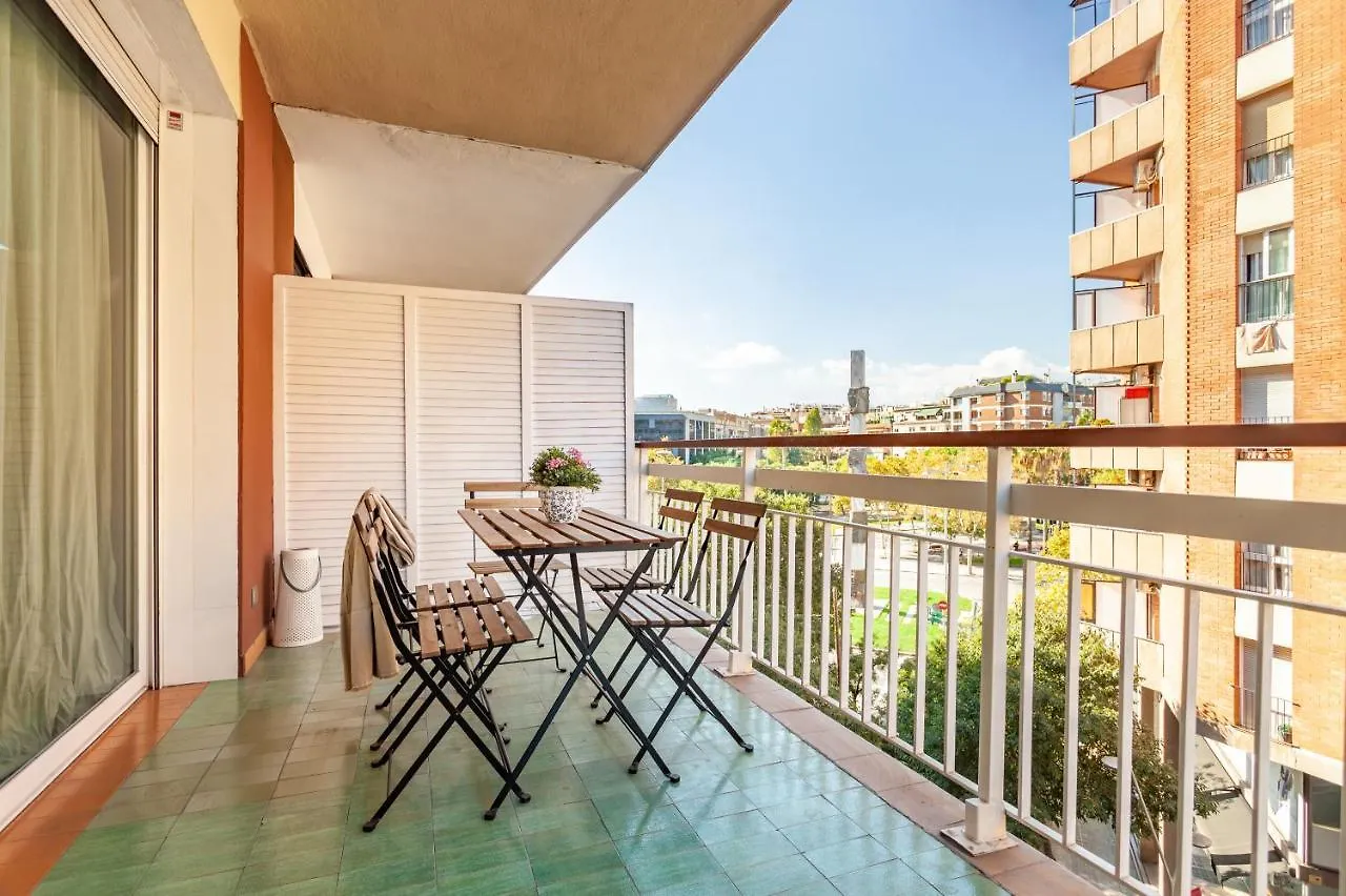 Flateli Paris Apartment Barcelona