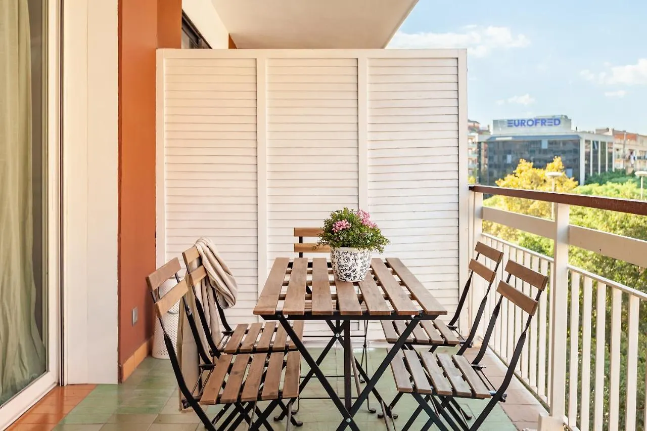 Flateli Paris Apartment Barcelona